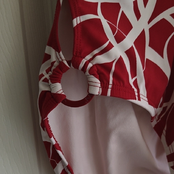 Jantzen One Piece Swimsuit in Red and White - Picture 2 of 7